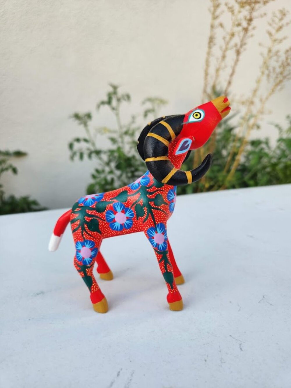 Authentic Oaxacan Alebrije Ram Wood Carving - Hand-Painted Mexican Folk Art 5.5" - Picture 7 of 11